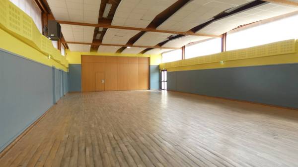  salle 200m, salle polyvalente